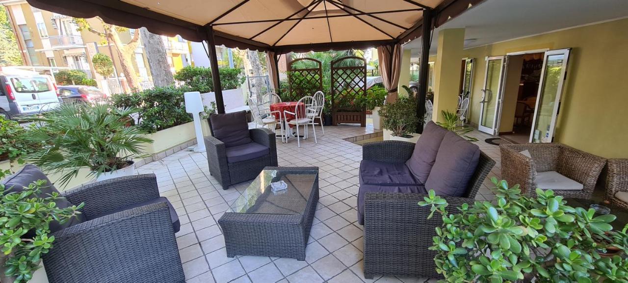 Hotel Beppe ريميني المظهر الخارجي الصورة